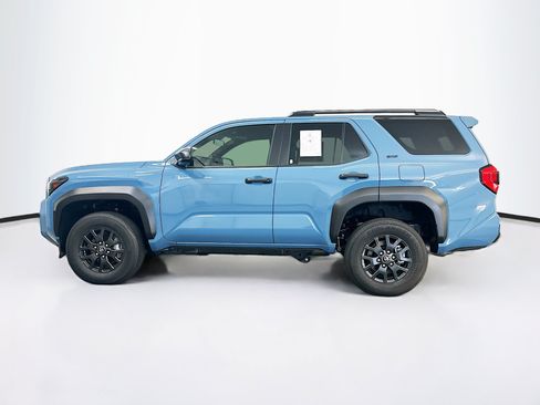 Used 2026 Toyota 4Runner SR5 AWD/4WD image 4