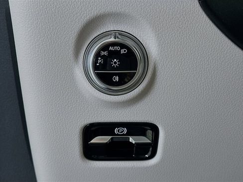 New 2026 Mercedes-Benz CLE 300 4MATIC Cabriolet image 10