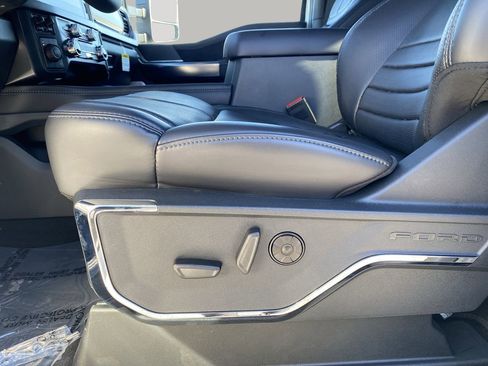 New 2025 Ford F350 Platinum image 19