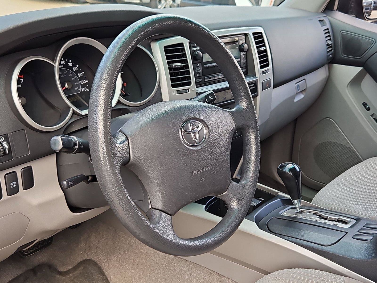 Used 2007 Toyota 4Runner SR5 RWD image 9