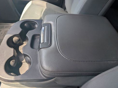 Used 2017 RAM 1500 Express AWD/4WD image 30
