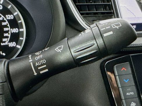 Certified 2021 INFINITI QX50 Essential w/ Convenience Package FWD image 15