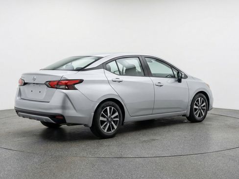 Used 2025 Nissan Versa SV FWD image 9