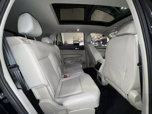 Used 2022 Volkswagen Atlas SE w/ Panoramic Sunroof Package image 15