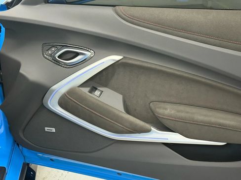 Used 2022 Chevrolet Camaro ZL1 image 15