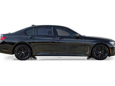 Used 2020 BMW M760i xDrive AWD/4WD image 7