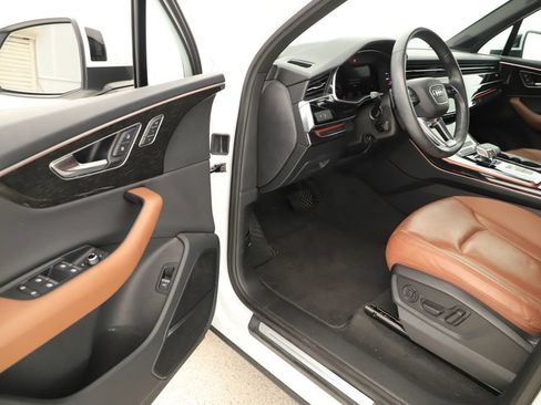 Used 2022 Audi Q7 2.0T Premium Plus AWD/4WD image 14