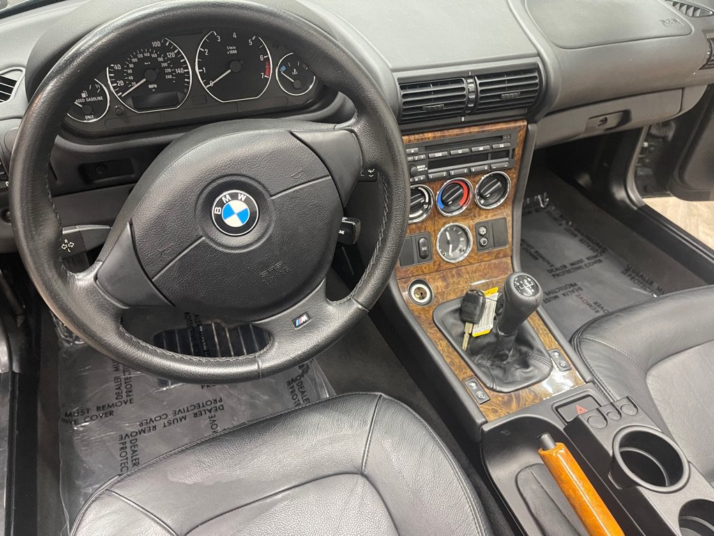 Used 2002 BMW Z3 2.5i RWD image 26