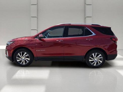 Used 2022 Chevrolet Equinox Premier FWD image 2