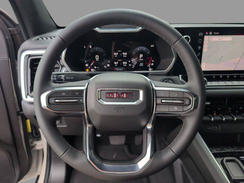 New 2026 GMC Canyon Elevation w/ Convenience Package RWD image 28