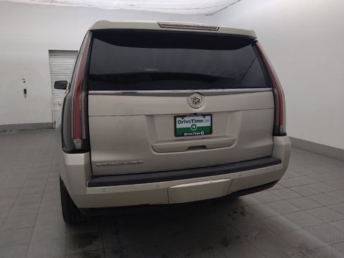 Used 2015 Cadillac Escalade Premium RWD image 6