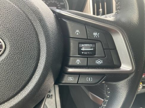 Used 2023 Subaru Forester Premium AWD/4WD image 22
