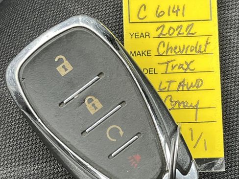 Certified 2022 Chevrolet Trax LT w/ Sport Edition image 23