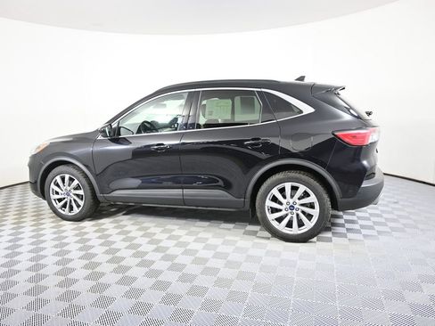 Used 2021 Ford Escape Titanium w/ Titanium Elite Package image 3