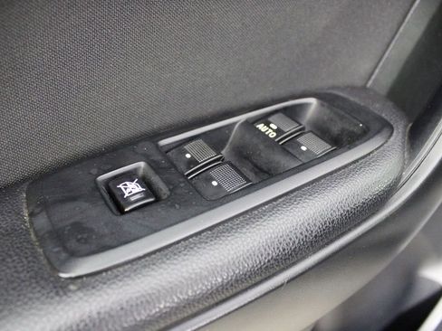 Used 2020 Ford Ranger XLT w/ FX4 Off-Road Package image 17