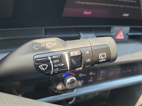 Used 2024 Kia Sportage X-Pro AWD/4WD image 12