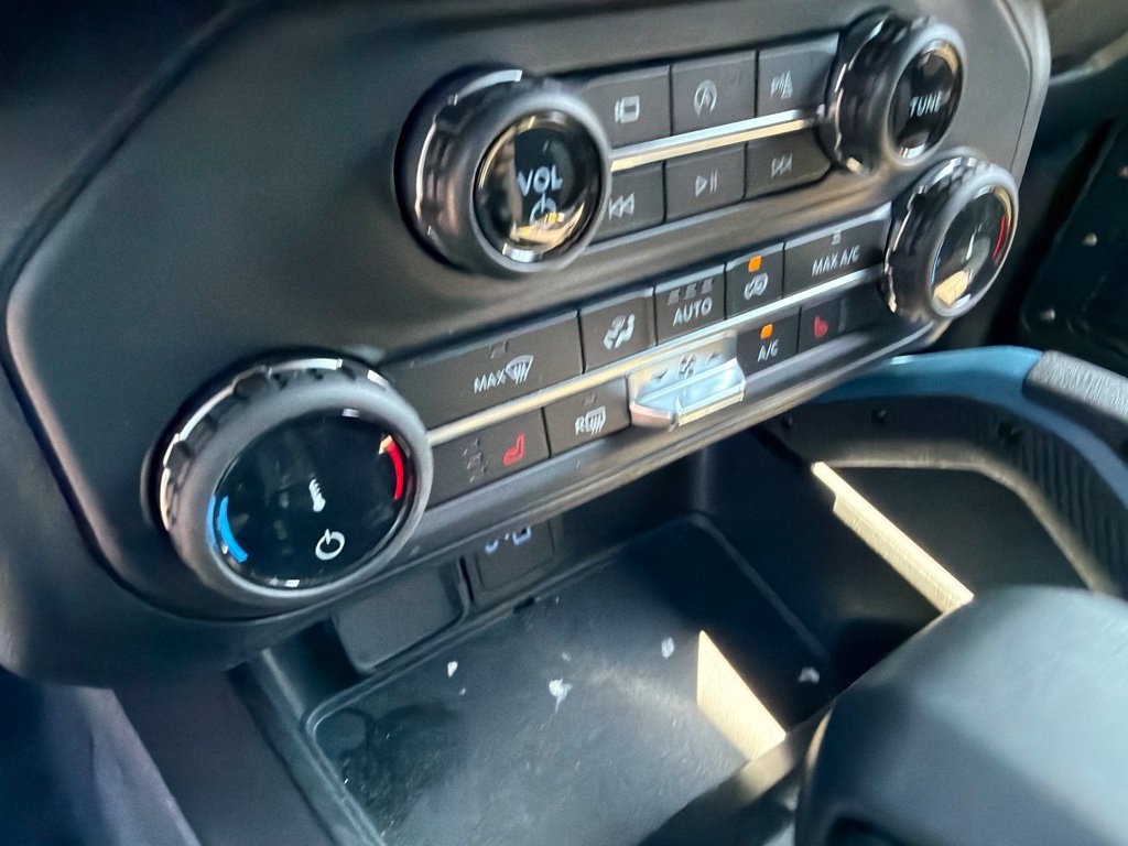 Used 2022 Ford Bronco Wildtrak AWD/4WD image 24