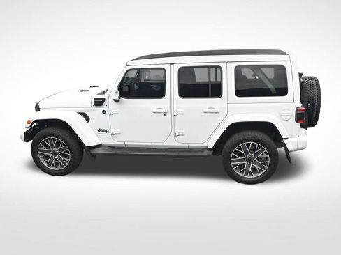 Used 2024 Jeep Wrangler High Altitude AWD/4WD image 29