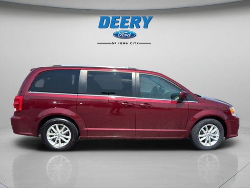 Used 2020 Dodge Grand Caravan SXT FWD image 7