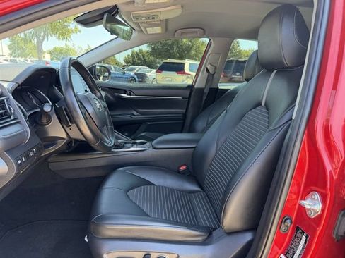Used 2023 Toyota Camry SE FWD image 22