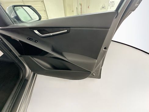 Used 2024 Kia Niro Wind FWD image 32