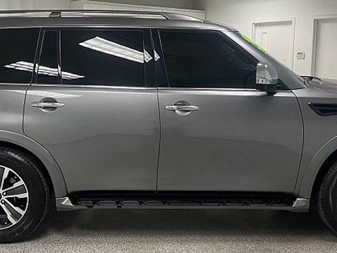 Used 2019 Nissan Armada SL w/ Premium Package image 4