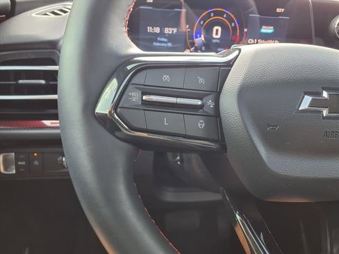 Used 2024 Chevrolet Traverse RS image 18