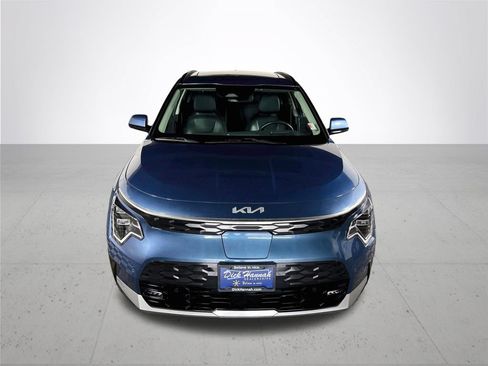 Certified 2023 Kia Niro Wave FWD image 3
