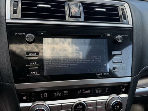 Used 2017 Subaru Outback 2.5i Touring image 8