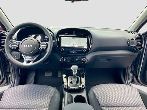 New 2025 Kia Soul S image 3