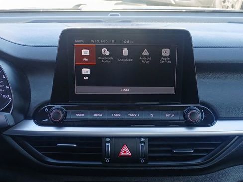 Used 2022 Kia Forte LXS w/ LXS Technology Package image 12