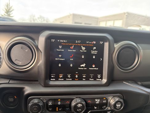 Used 2023 Jeep Wrangler Unlimited w/ Sun & Screen Package AWD/4WD image 22