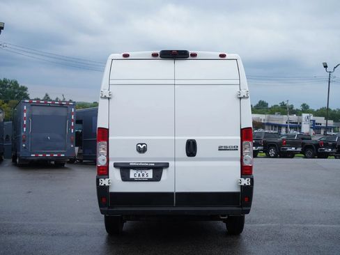 Used 2023 RAM ProMaster 2500 FWD image 8