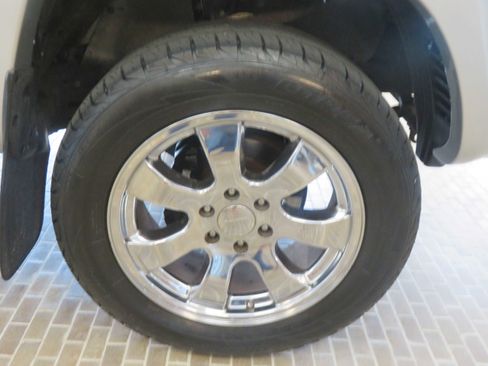 Used 2010 Toyota Tacoma PreRunner image 11