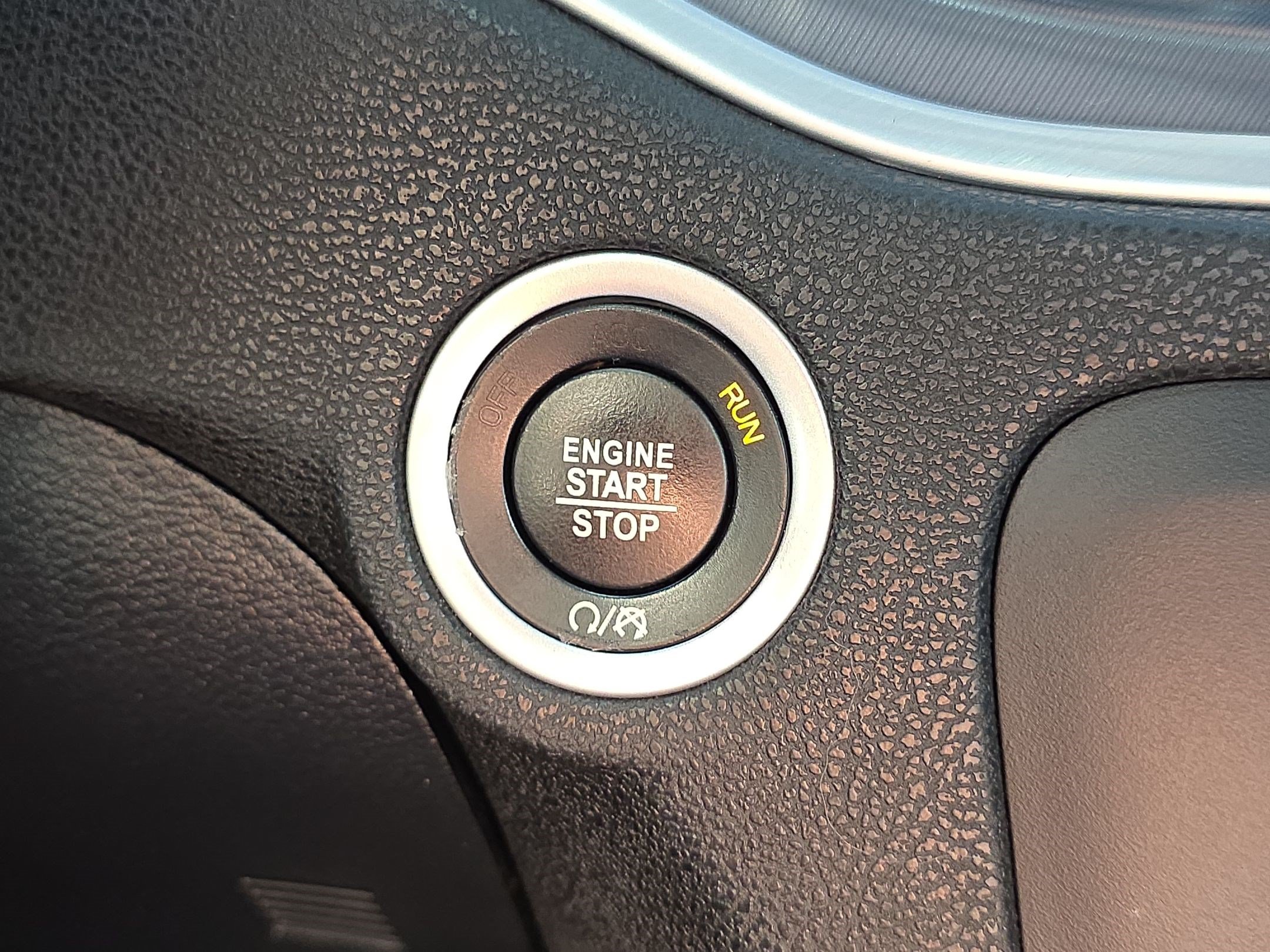 Used 2020 Dodge Charger SXT RWD image 21