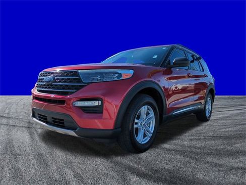 Certified 2020 Ford Explorer XLT w/ Equipment Group 202A image 8