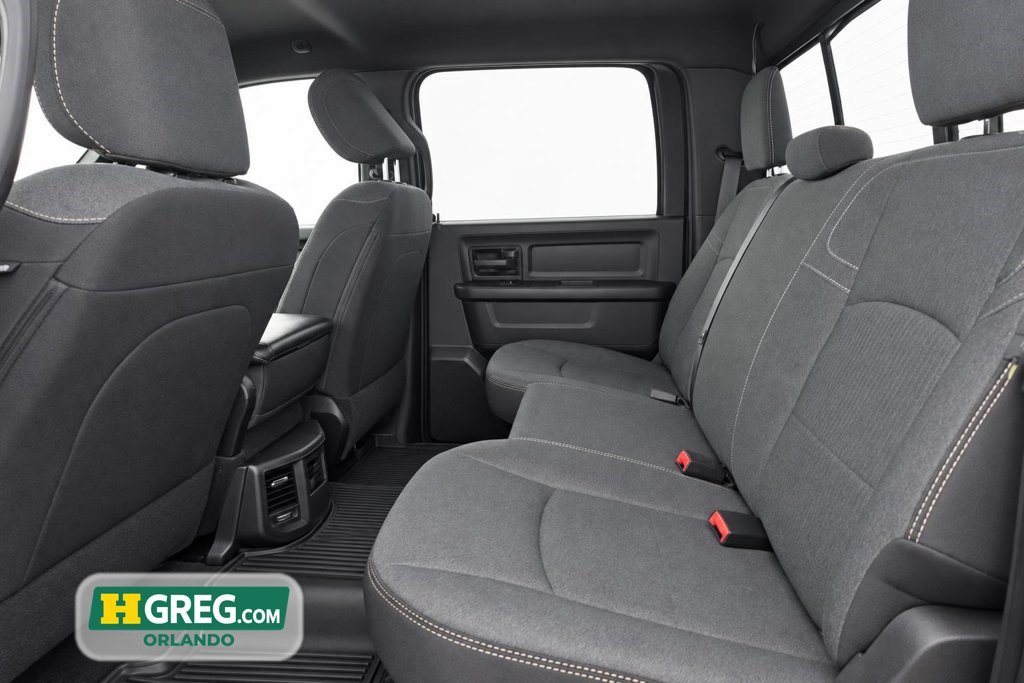 Used 2024 RAM 2500 Tradesman w/ Chrome Appearance Group AWD/4WD image 12