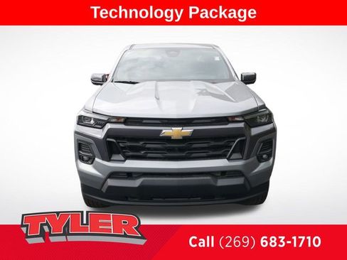 New 2026 Chevrolet Colorado LT w/ LT Convenience Package AWD/4WD image 2