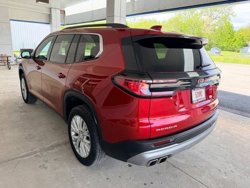 Used 2025 GMC Acadia Elevation w/ Elevation Premium Package FWD image 10