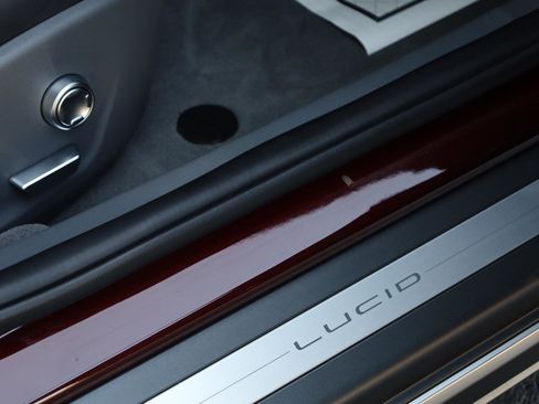 Used 2022 Lucid Air Grand Touring AWD/4WD image 24