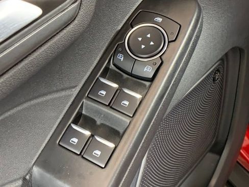 Used 2025 Ford Escape Active w/ Active Premium Tech Pack image 32