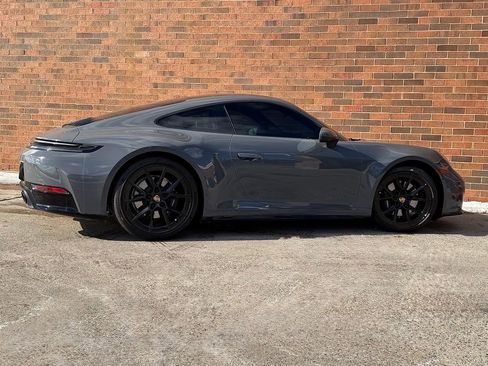 Certified 2025 Porsche 911 Carrera image 7