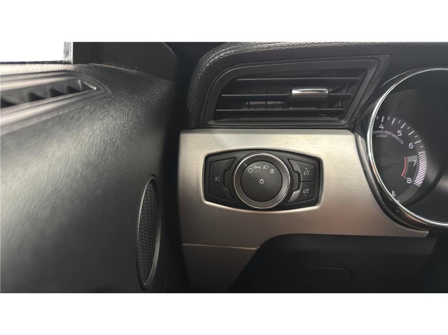 Used 2016 Ford Mustang Premium w/ Equipment Group 201A RWD image 31