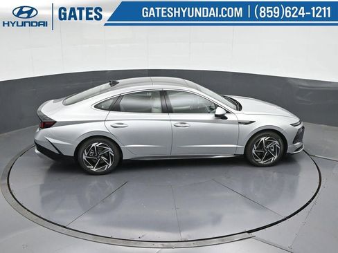 New 2025 Hyundai Sonata SEL image 43