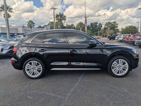 Used 2018 Audi Q5 2.0T Premium Plus w/ Premium Plus Package AWD/4WD image 2