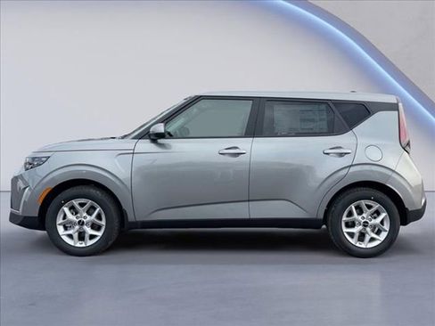 New 2025 Kia Soul LX image 6