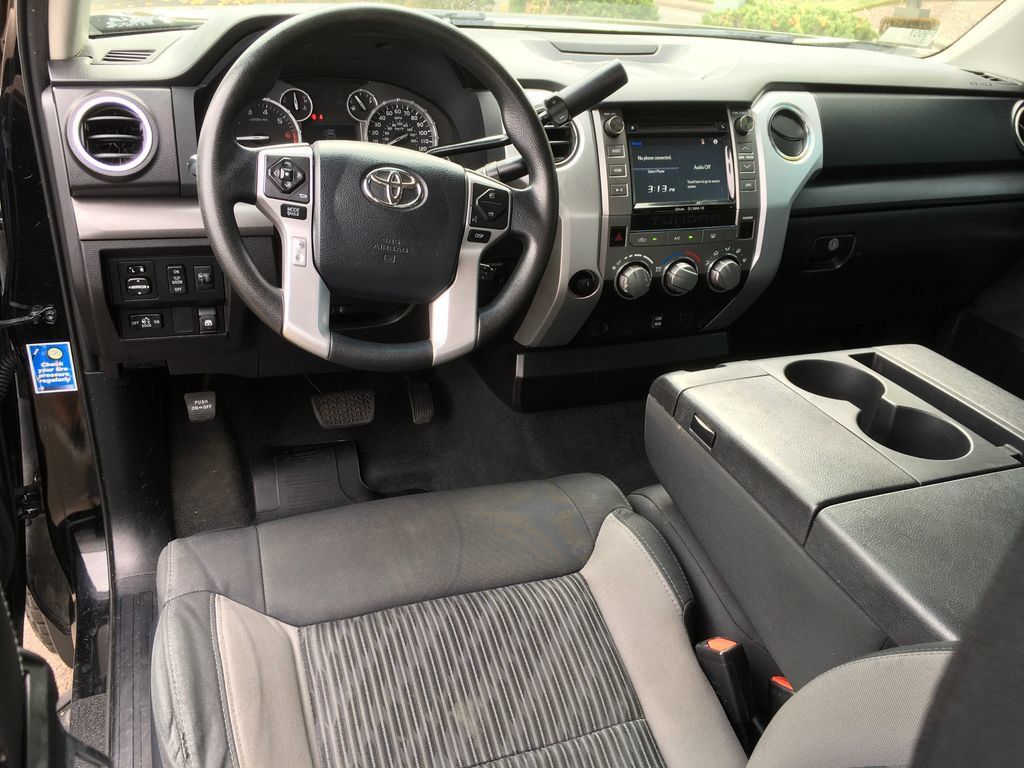 Used 2016 Toyota Tundra SR5 AWD/4WD image 25