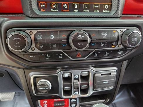 Used 2021 Jeep Gladiator Rubicon AWD/4WD image 30