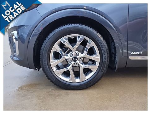 Used 2019 Kia Sorento SX image 10