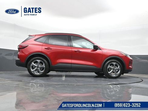 New 2025 Ford Escape ST-Line w/ Equipment Group 301A image 38